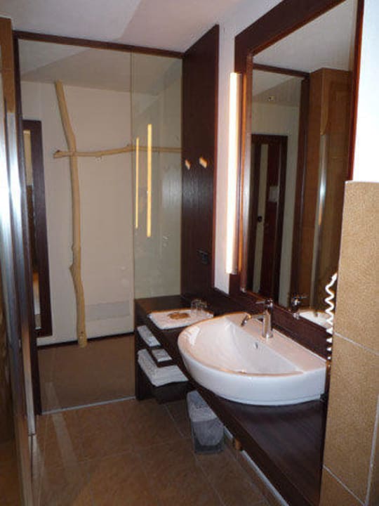 Bad in einem Apfelzimmer Das Mühlwald - Quality Time Family Resort