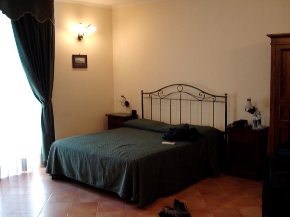 Zimmer mit Doppelbett Hotel Neapolis