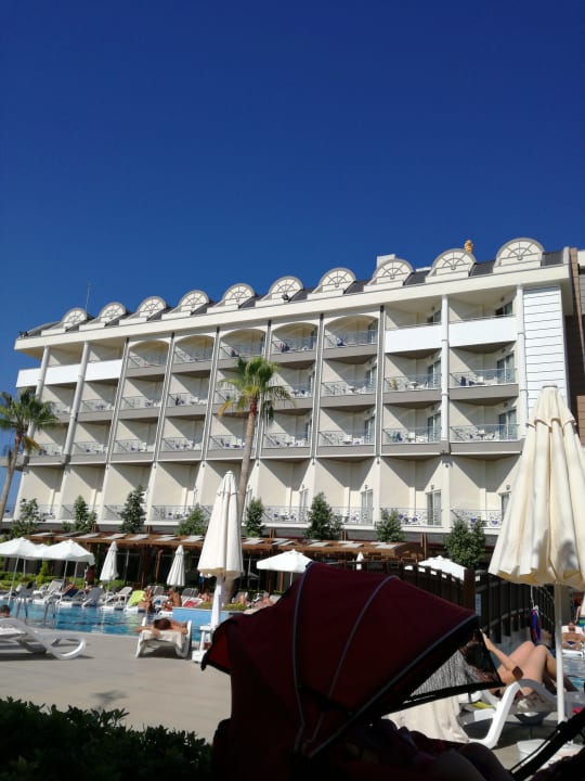 Außenansicht Mary Hotel Side