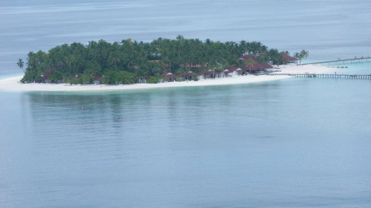 Thudufushi beim Anflug Diamonds Thudufushi