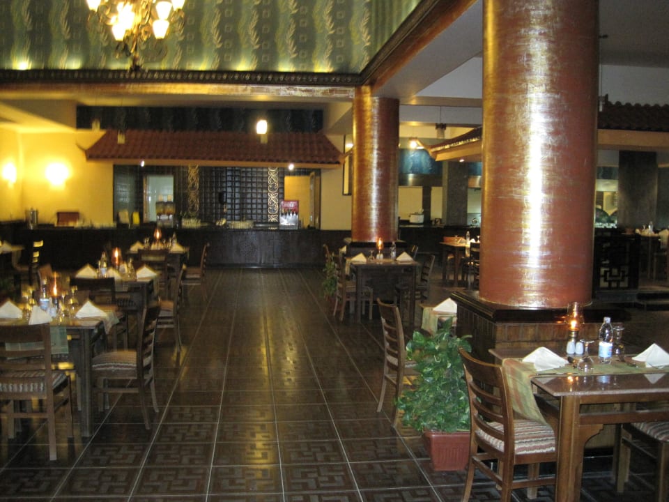 Beim Marrokaner Pickalbatros Alf Leila Wa Leila Resort - Neverland Hurghada