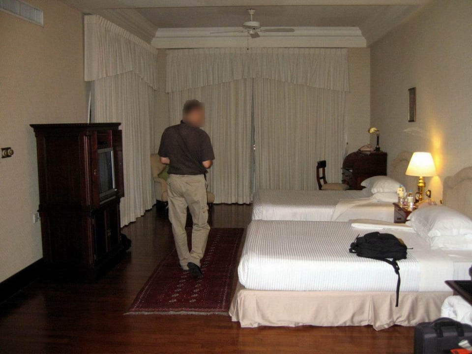 Bedroom Eastern and Oriental Hotel Penang