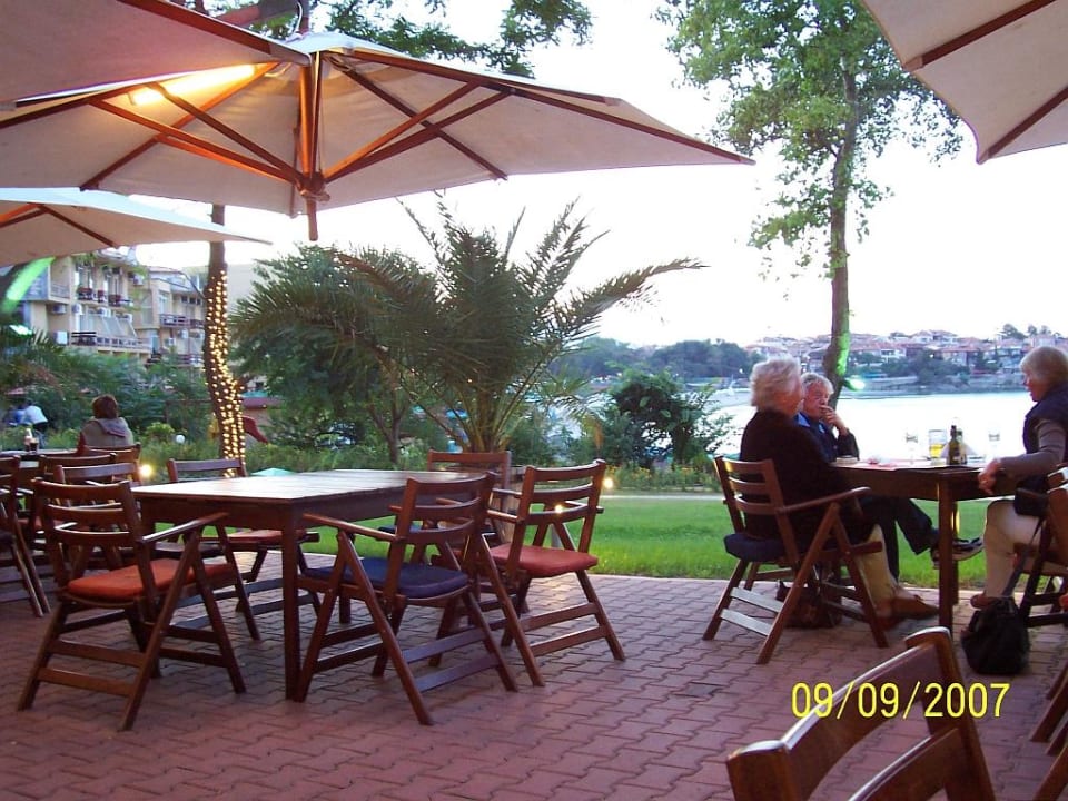 Terrasse vom Restaurant Hotel Selena Star
