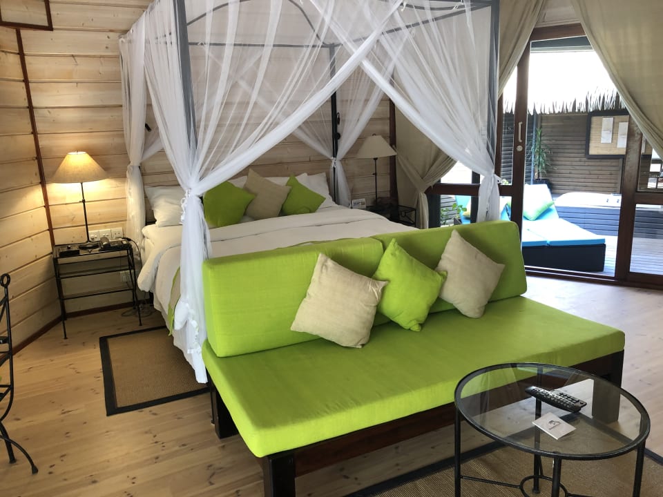 Zimmer Kuredu Island Resort & Spa