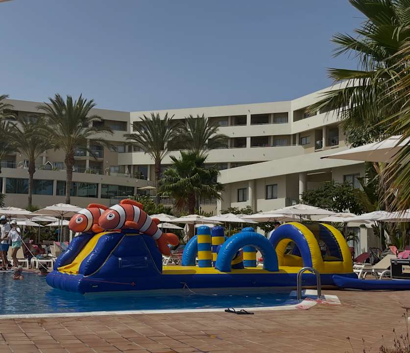 Pool Iberostar Waves Gaviotas Park