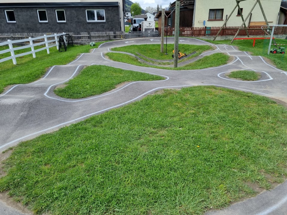 Gartenanlage Kinderhotel Felben