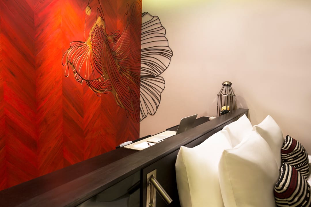 Zimmer Cross Chiang Mai Riverside