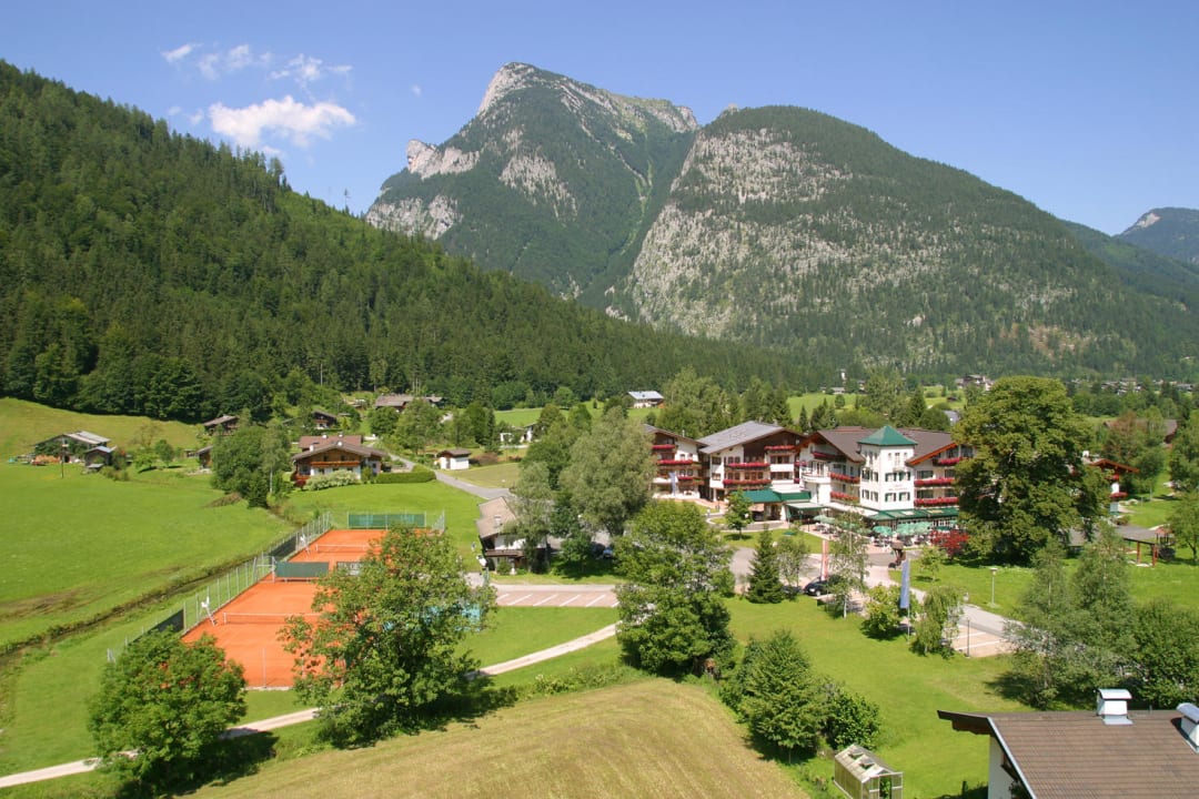 Außenansicht Sommer Hotel Bad Hochmoos