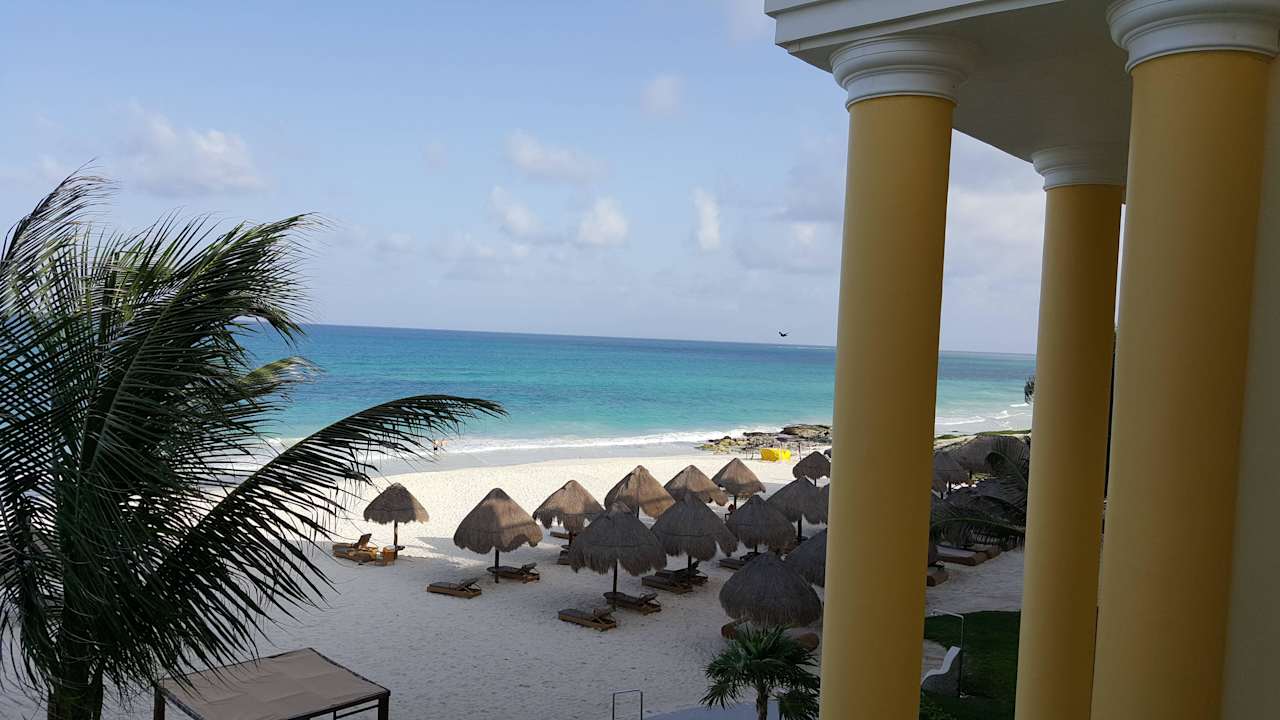 Blick vom Zimmer auf den Strand JOIA Paraiso by Iberostar