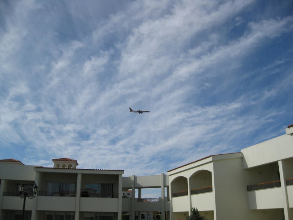 Landendes Flugzeug Pickalbatros Dana Beach Resort - Hurghada