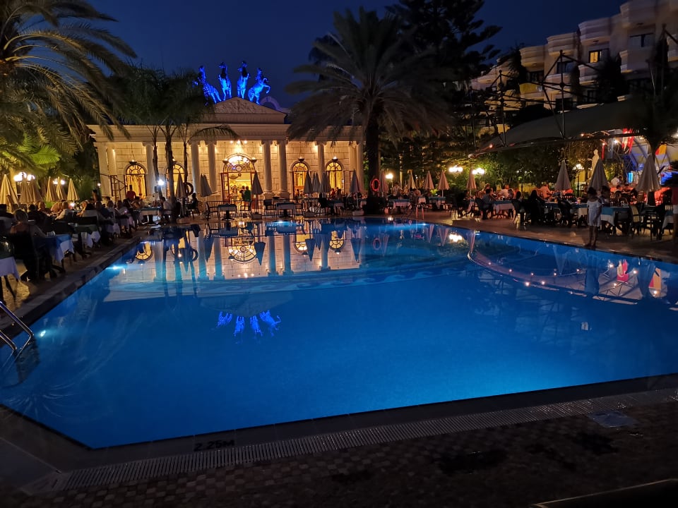 Pool Hotel Yetkin