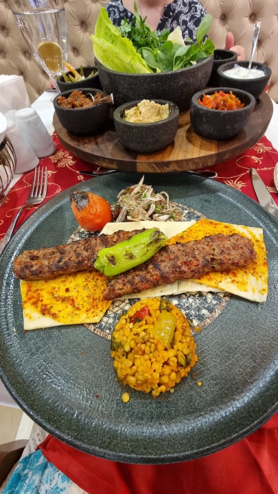 Gastro Sherwood Exclusive Lara