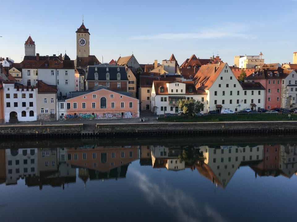 Ausblick Sorat Insel Hotel Regensburg