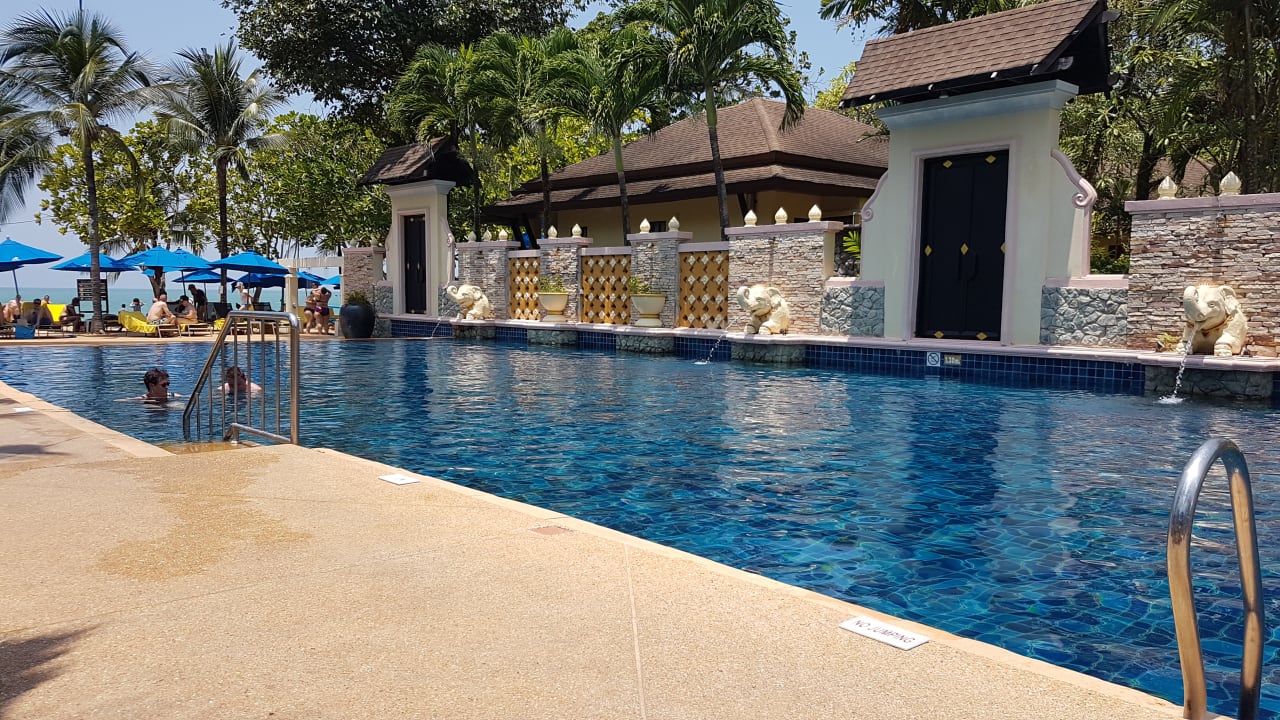 Pool Seaview Khao Lak Resort