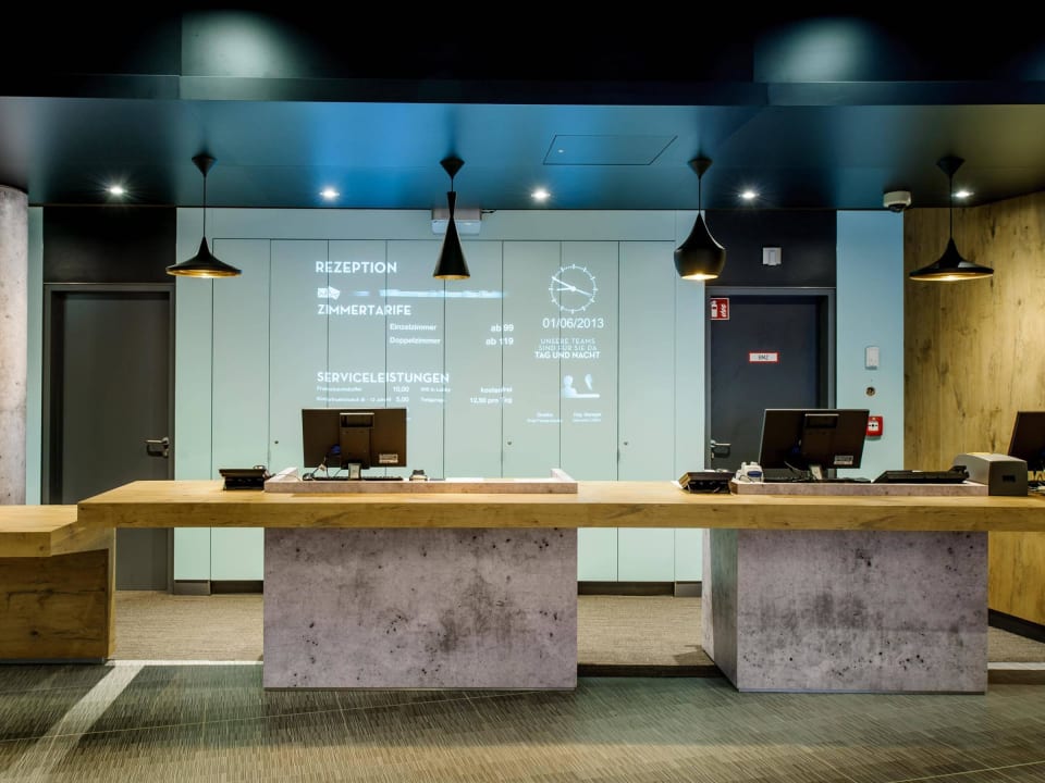 Rezeption ibis Berlin Kurfürstendamm