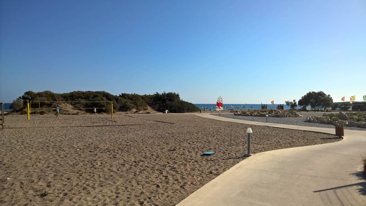 Beachvolleyballplätze (4 Stück) hinterm Strand Atlantica Plimmiri