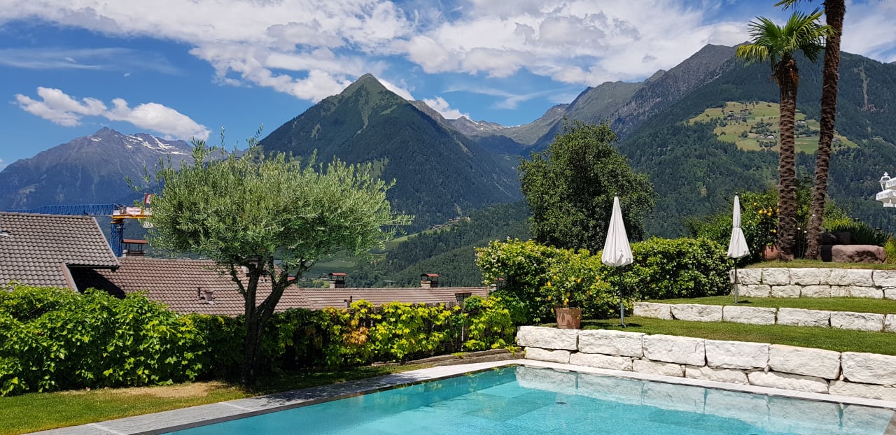 Pool Hotel Bergland