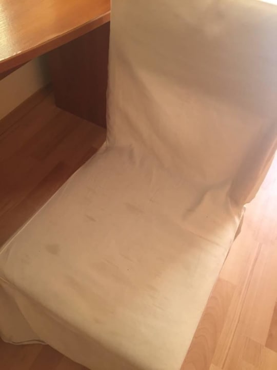 Stuhlhusse Sun Palace