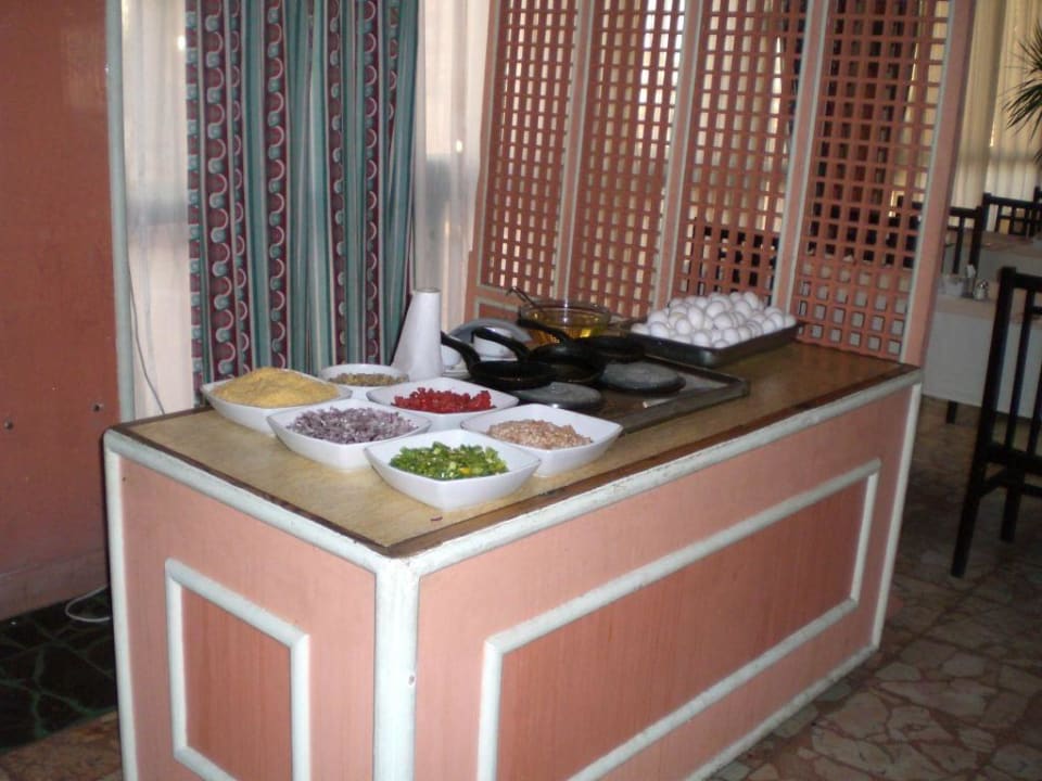 Frühstücksbüffet Eagles Paradise Abu Soma