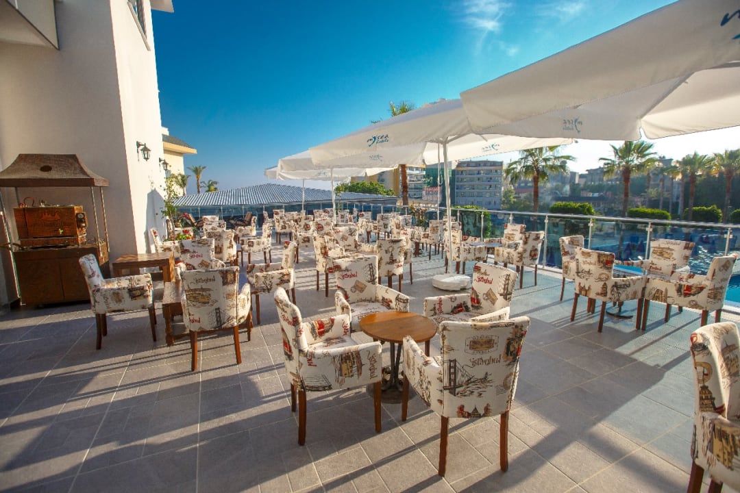 Lobby Mysea Hotel Alara