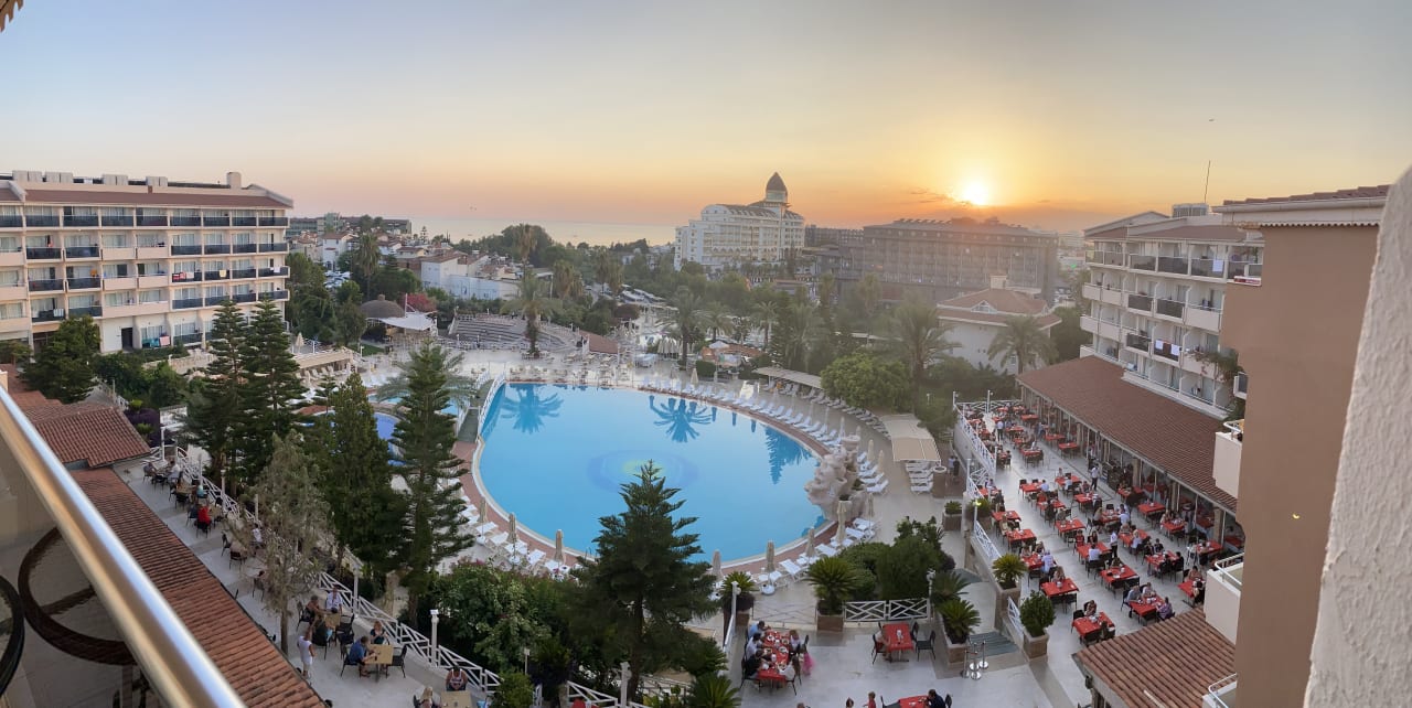 Zimmer Seaden Corolla Hotel