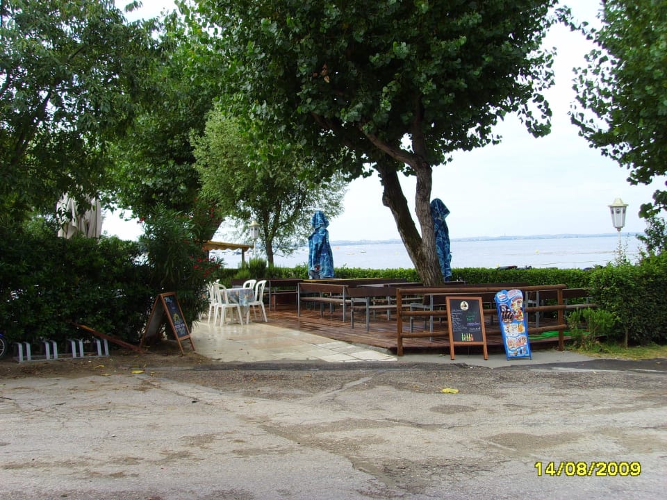 Imbiss/Bar, leider schlechte Öffnungszeiten Camping Du Parc
