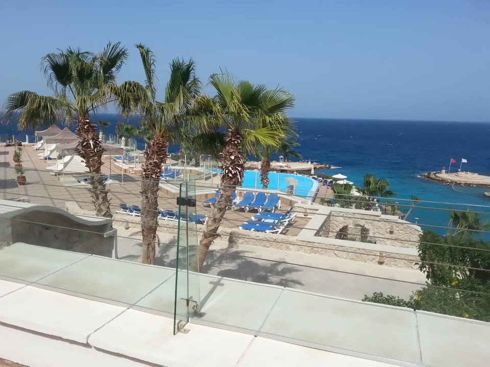 Ausblick auf die unteren Terrassen Pickalbatros Citadel Resort