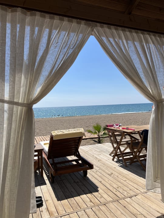 Strand Xanadu Resort Hotel