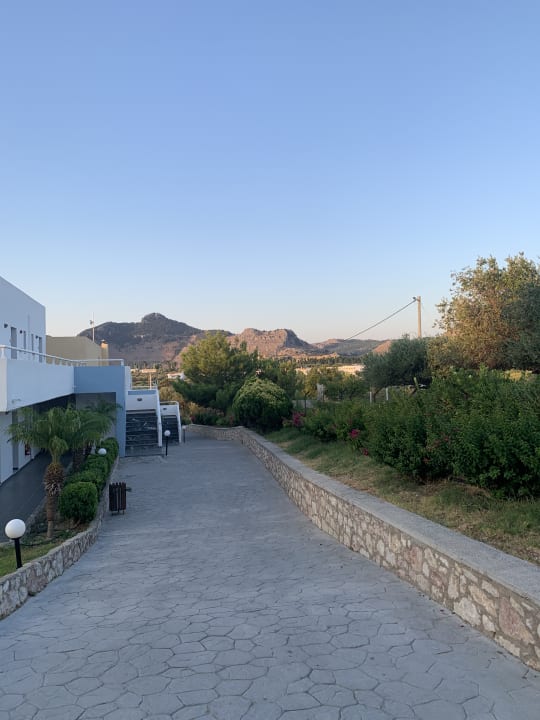 Außenansicht Atlantica Mikri Poli Rhodes