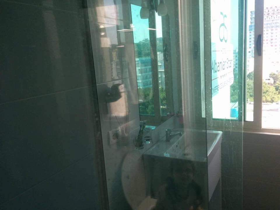 Skla někdo myl, když hotel postavili Hotel AS