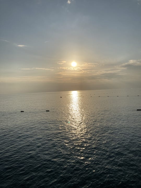 Strand Xanadu Resort Hotel