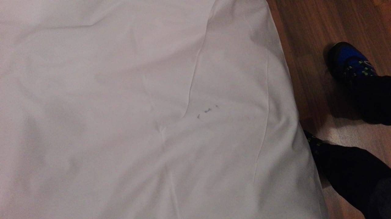 Bettdecke Hotel Rheinbrücke