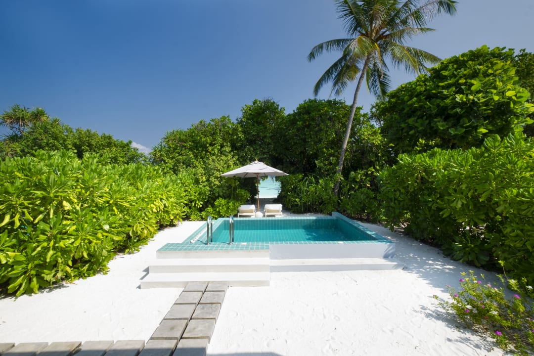 Zimmer Ifuru Island Resort Maldives