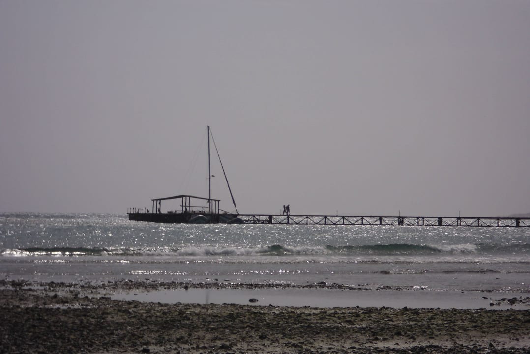 Steg am Strand Three Corners Equinox Beach Resort