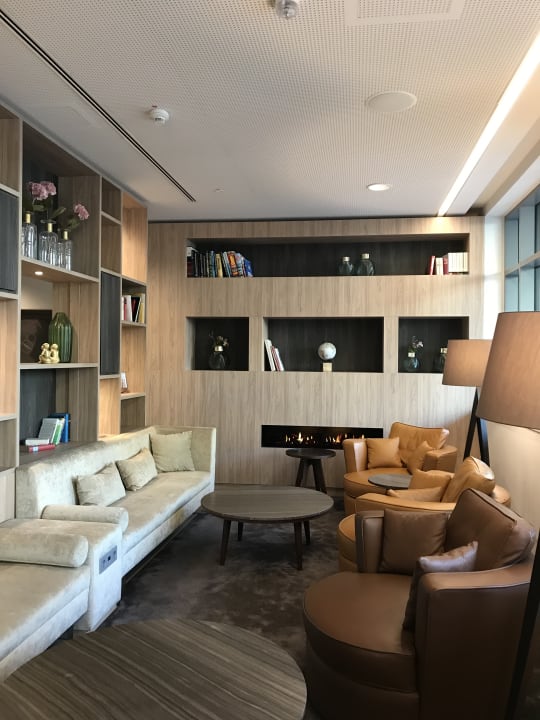 Lobby Hampton by Hilton Dortmund Phoenix See