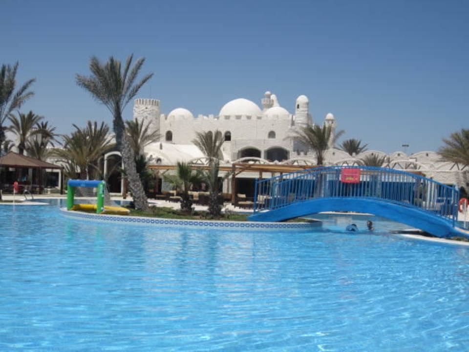 ...nicht immer so leer! ROBINSON DJERBA BAHIYA