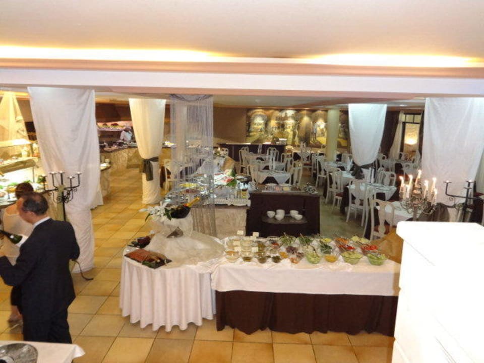 Am Donnerstag das "Galadinner" Lago Garden
