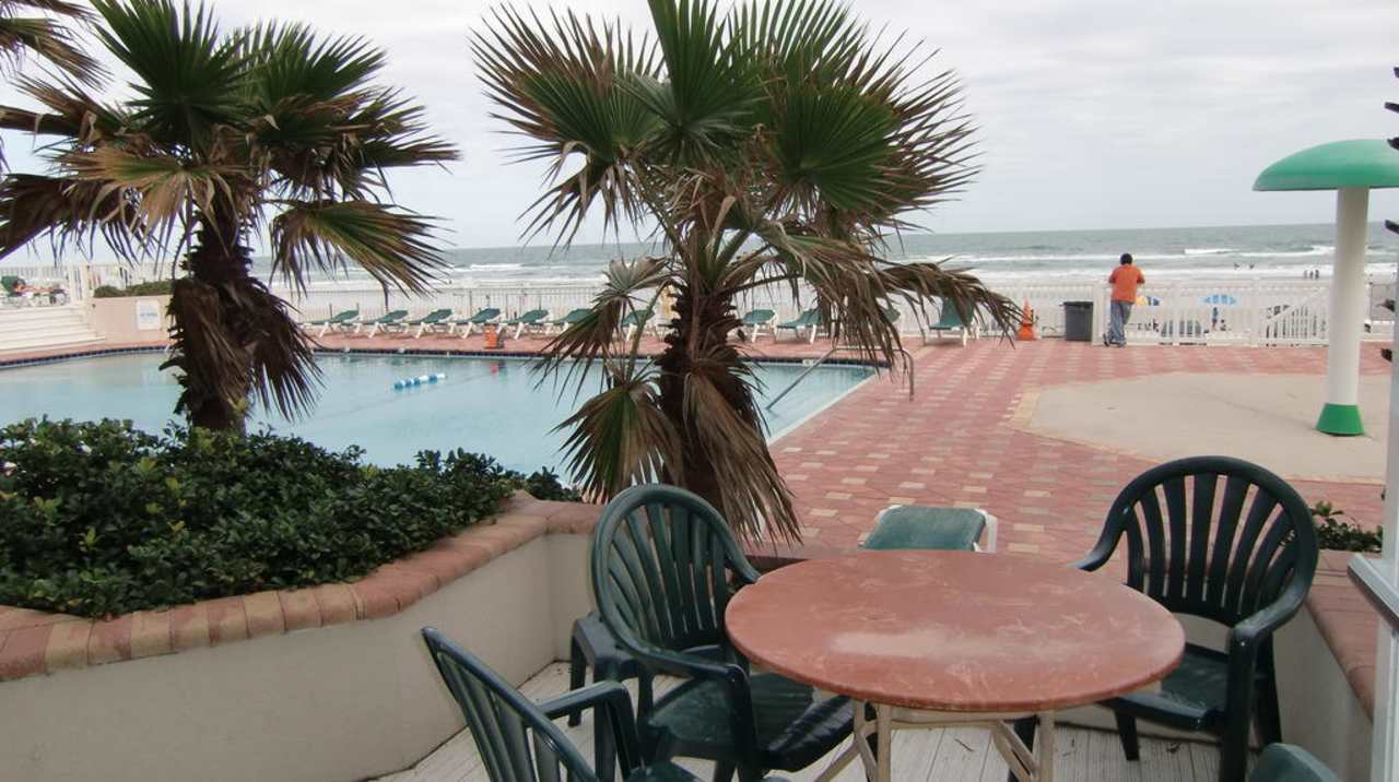 Eigene Terrasse Hotel Boardwalk Inn and Suites
