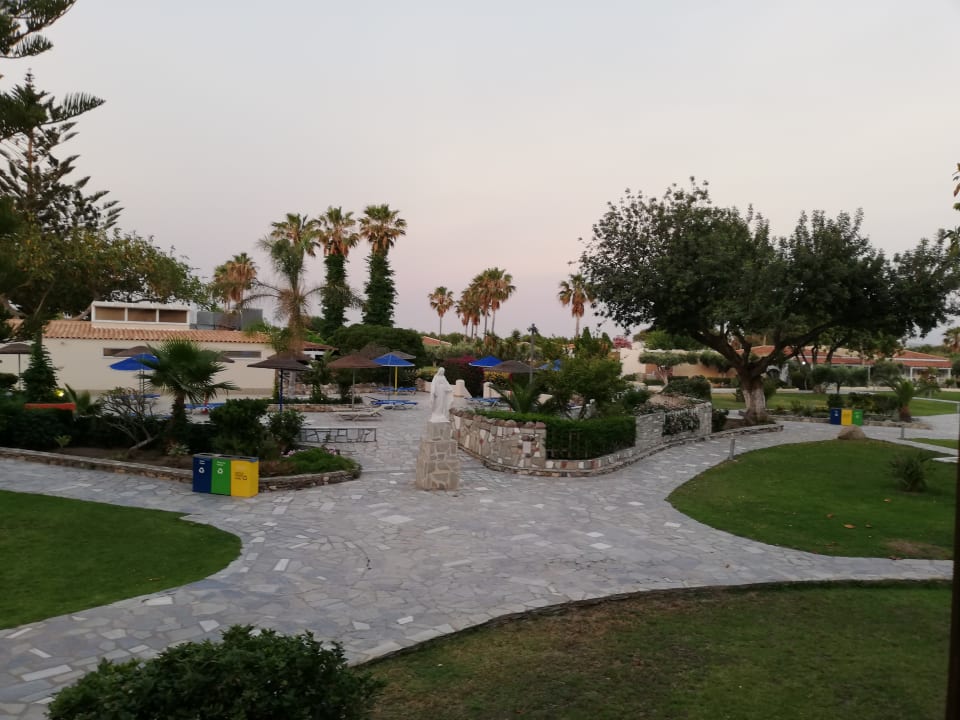 Außenansicht Atlantis Hotel
