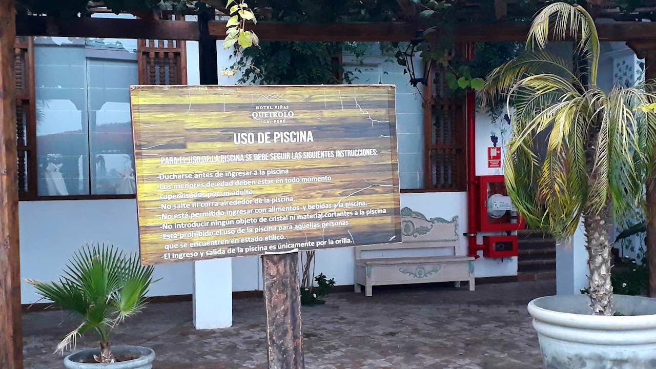 Pool Hotel Viñas Queirolo