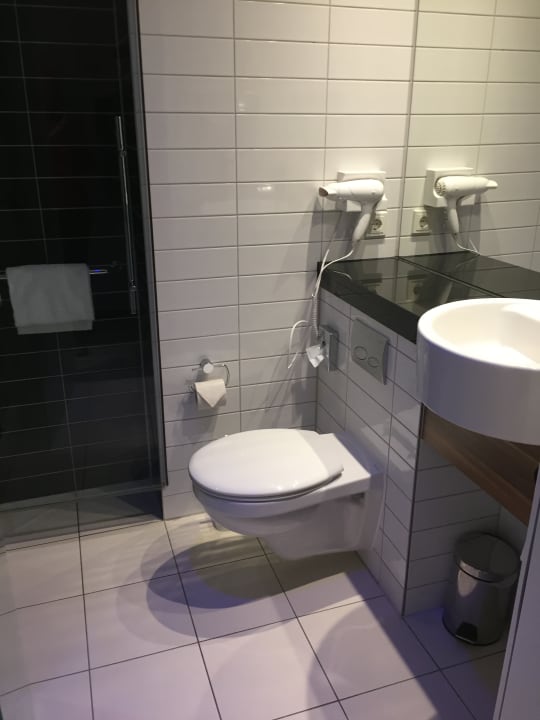 Zimmer Premier Inn Heidelberg City Zentrum