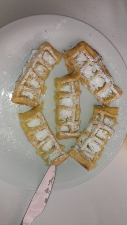 Frühstückswaffeln The Orangers Beach Resort and Bungalows