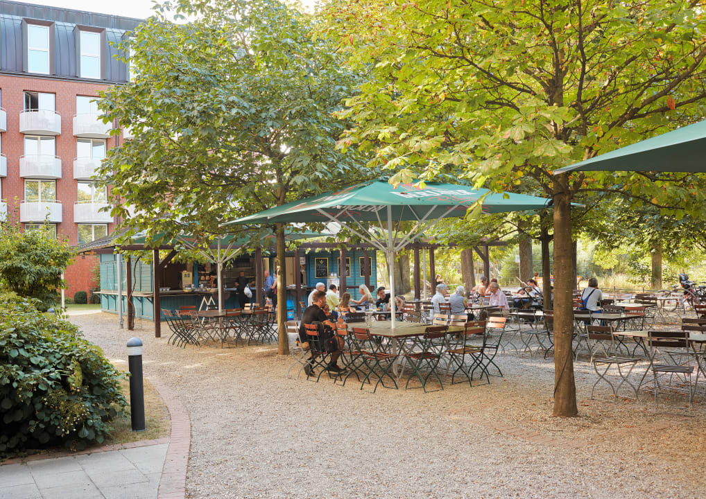 "Gartenanlage" Living Hotel Weißensee (BerlinWeißensee) • HolidayCheck