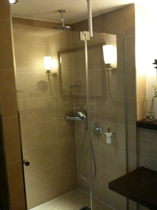 Regenwald-Dusche Park-Hotel Hagenbeck