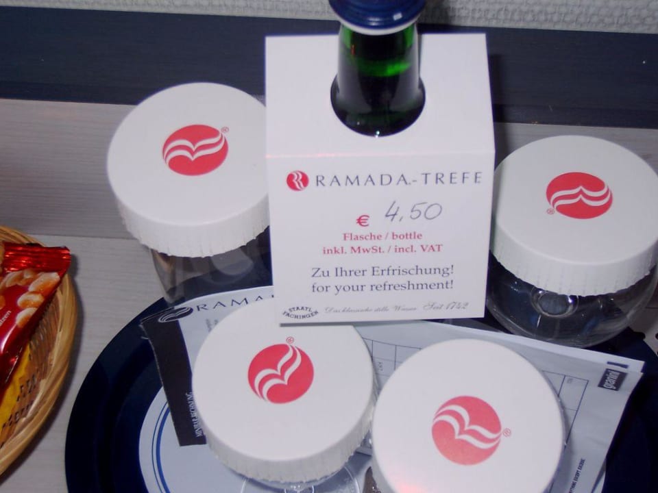 Minibar H+ Hotel Köln Brühl