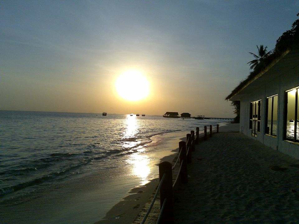 Traumhaft Palm Beach Resort & Spa Maldives