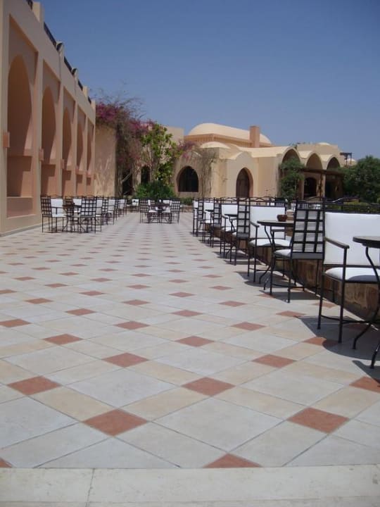 Innenhof Steigenberger Coraya Beach - Adults only