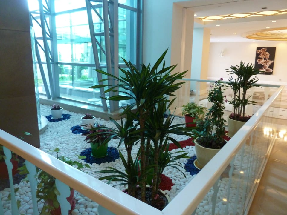 Gang zum Restaurant Neubau Kilikya Palace Göynük