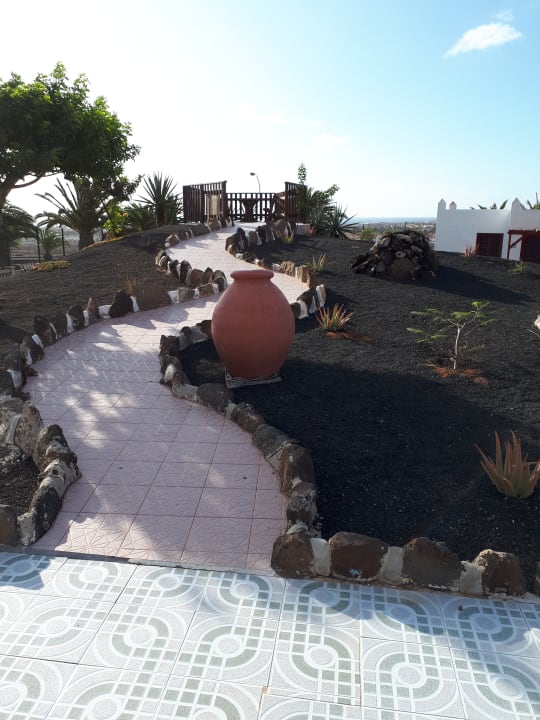 Gartenanlage Bungalows Castillo Beach