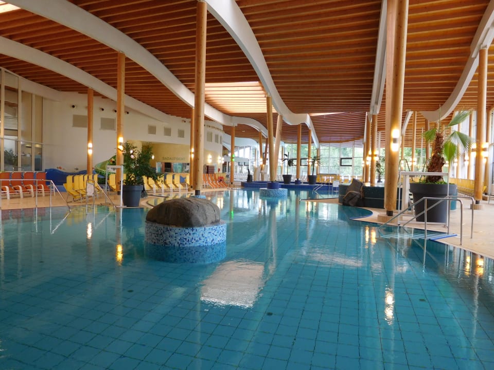 Pool Sole Felsen Hotel